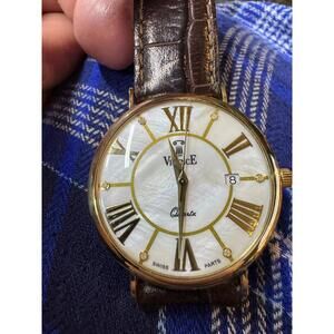 VinceE Quartz Swiss Parts Wristwatch with Brown Leather Strap